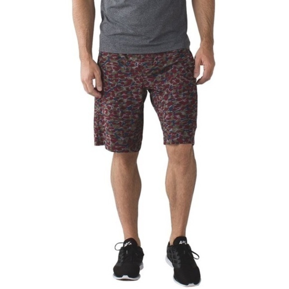 Men’s Lululemon The Assert Short Mini Urban Leopard